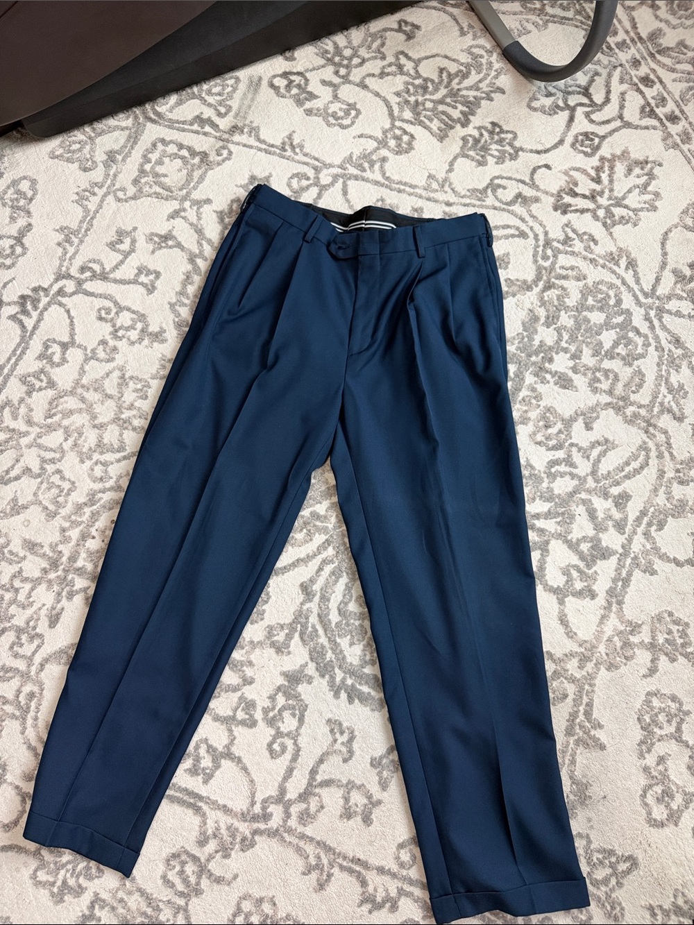 Jos. A. Bank Men's Dark Navy Pleated Dress Pants
